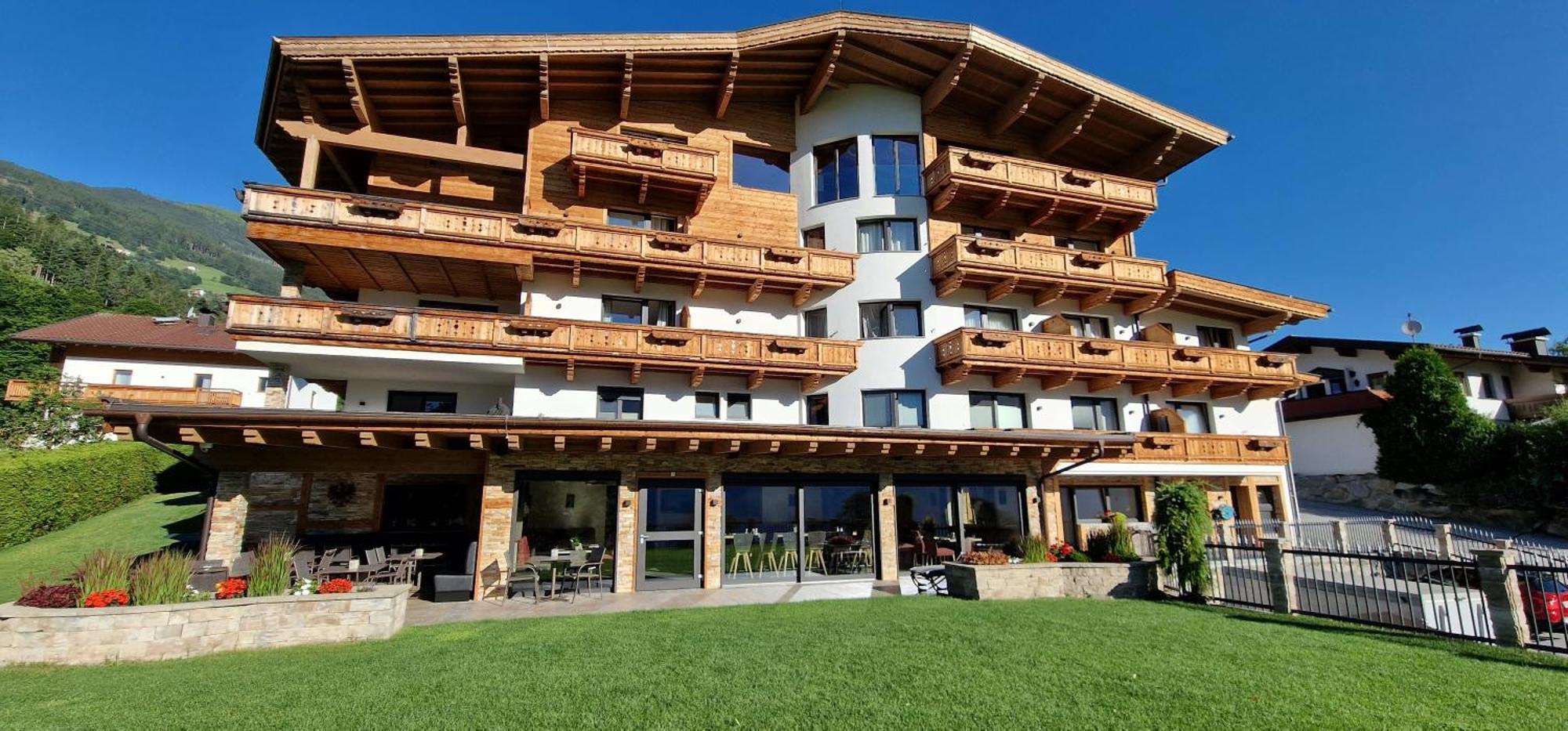 Hotel Garni Romantik Fügen Exteriér fotografie