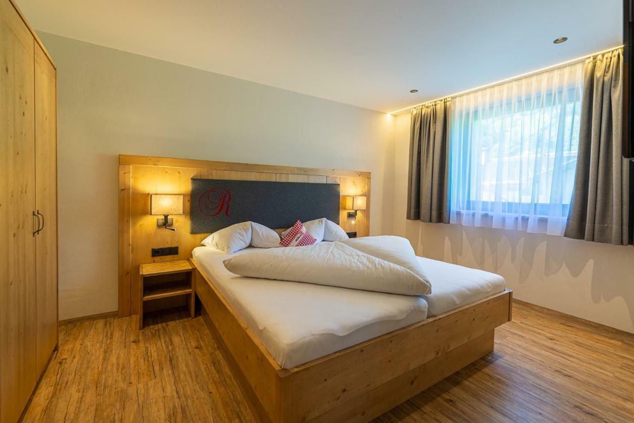 Hotel Garni Romantik Fügen Exteriér fotografie